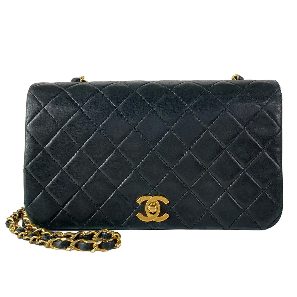 Chanel Single Flap Matelasse Shoulder Bag A03568